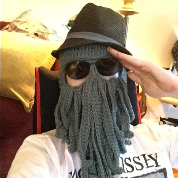 Meet your Posher, Adam - Picture 2 of 2